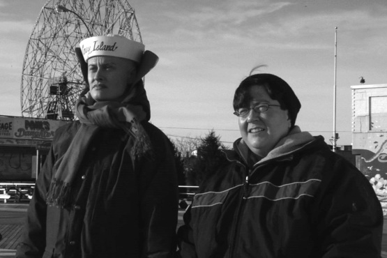 'Codependent Lesbian Space Alien Seeks Same' filmaren fotograma bat