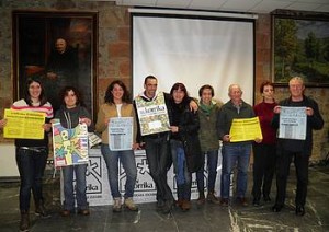 Intxixu AEK irakasleak eta ikasleak