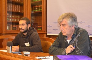 Oinatz Mitxelena eta Juan Mari Unanue, atzoko agerraldian