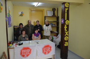 Irungo Erletxean egin dute agerraldia