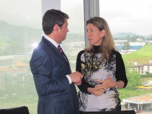 Jose Antonio Santano eta Ana Oregi, Zaisan