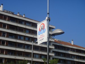 Irunen jarrita dauden informazio paneletako bat.