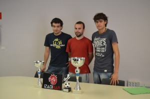 Iñigo Narbarte, Unai Unsuain eta Odei Fraile, goizean egindako agerraldian