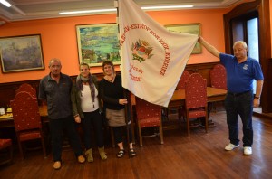 Pasaiako arraun taldeetako ordezkariak, udaleko kideekin