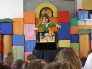 Ana_Meabe_ipuin_kontatzen