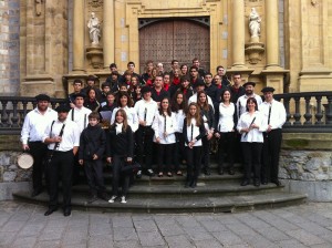 Hernasax Hernaniko txistulariekin