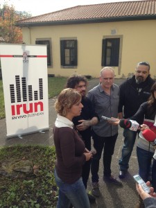 Irun Zuzenean ekimeneko eta udaleko ordezkariak, gaur, kontzertuen berri ematen