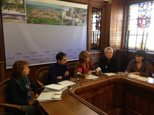 Udaleko eta aldundiko ordezkariak protokoloaren berri ematen