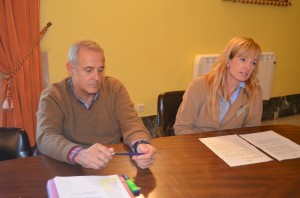 Pedro Etxarri kontu hartzailea eta Ainhoa Zabalo alkatea gaurko agerraldian