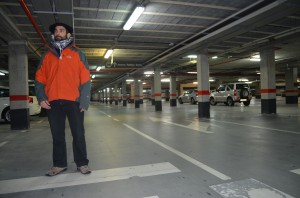 Oinatz Mitxelena, atzo, Ficobako aparkalekuan