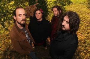 Zea Mays taldeak joko du Irun Rocken