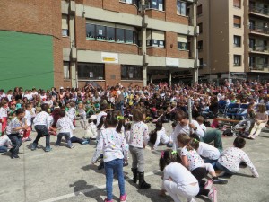 Koldo Mitxelena ikastetxeak bere eguna ospatu du