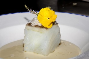 Basabek eta Mansok prestatuko duten bakailao lingotea.