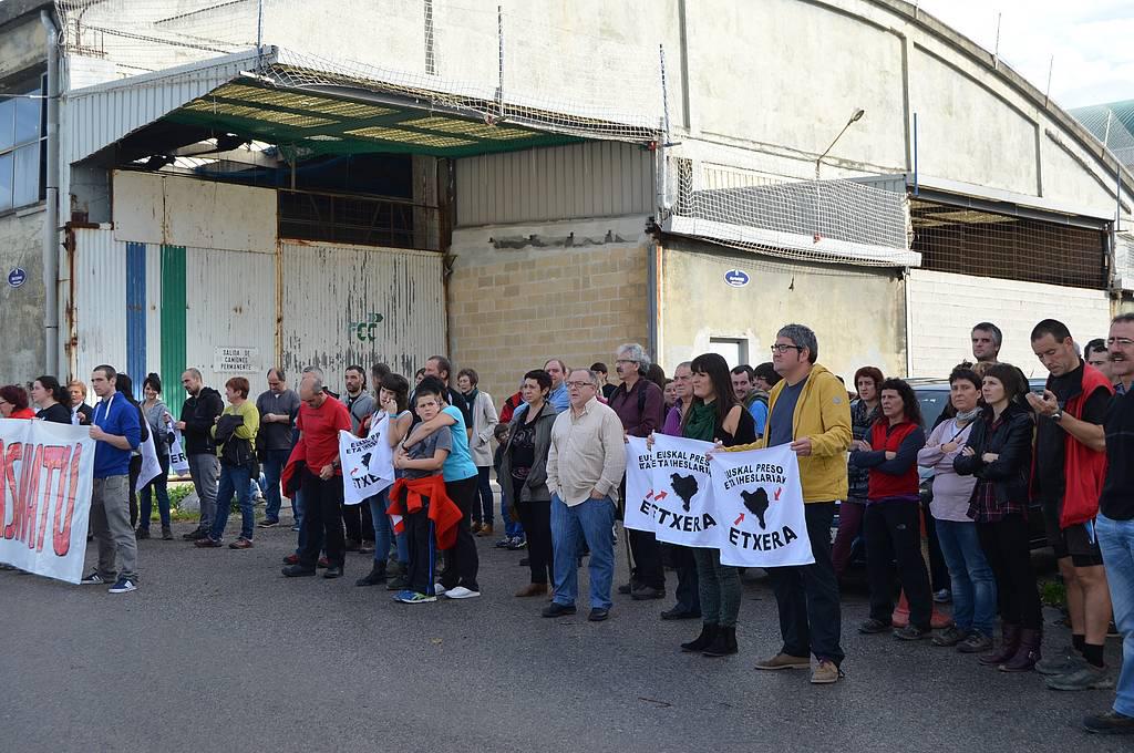 Melli askatzeko eskatu dute Martutenen