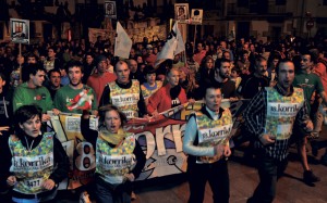 Udaleko ordezkariak, 18. Korrikaren lekukoa eramaten