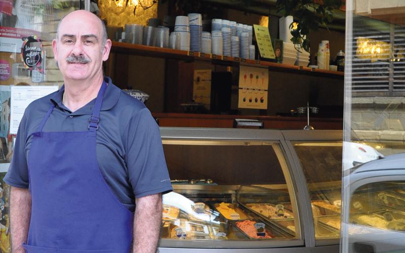 Joxe Mari Arin, Los Italianos izozki dendaren arduraduna