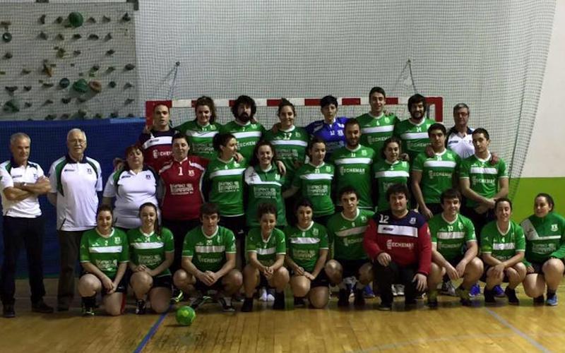 Munttarpe eskubaloi taldearen jokalariak