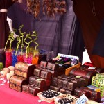 Postu ugari jarri dituzte Behobiako Erdi Aroko azokan