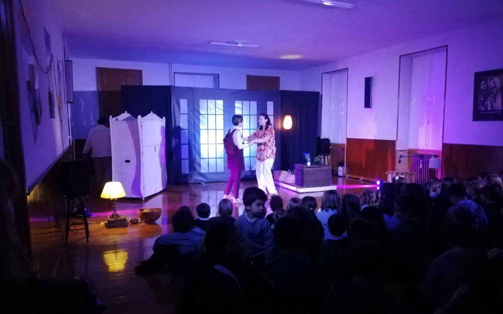 'Behi zoriontsuaren errezeta' Tyl Tyl konpainiaren eskutik.