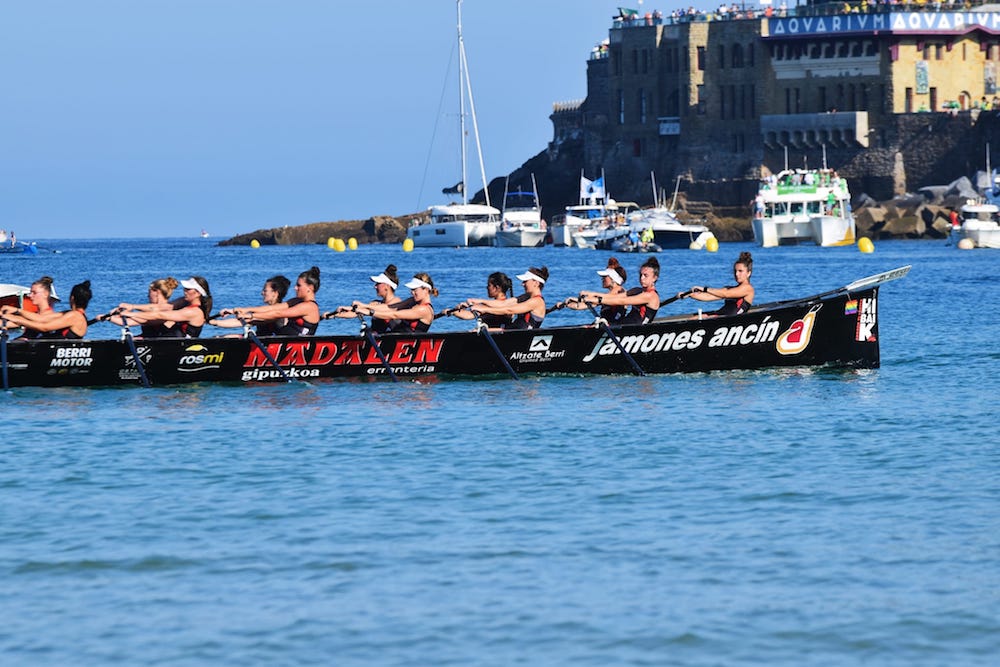 Hibaikako emakumeak gaurko estropada amaituta.