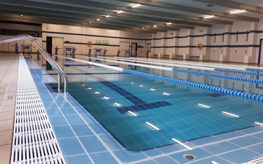 elorsoro igerilekua berriro itxita