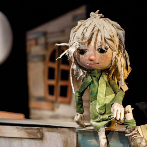 AGUR, PETER PAN (Yarleku Teatro) antzezlanerako SARRERA BIKOITZA