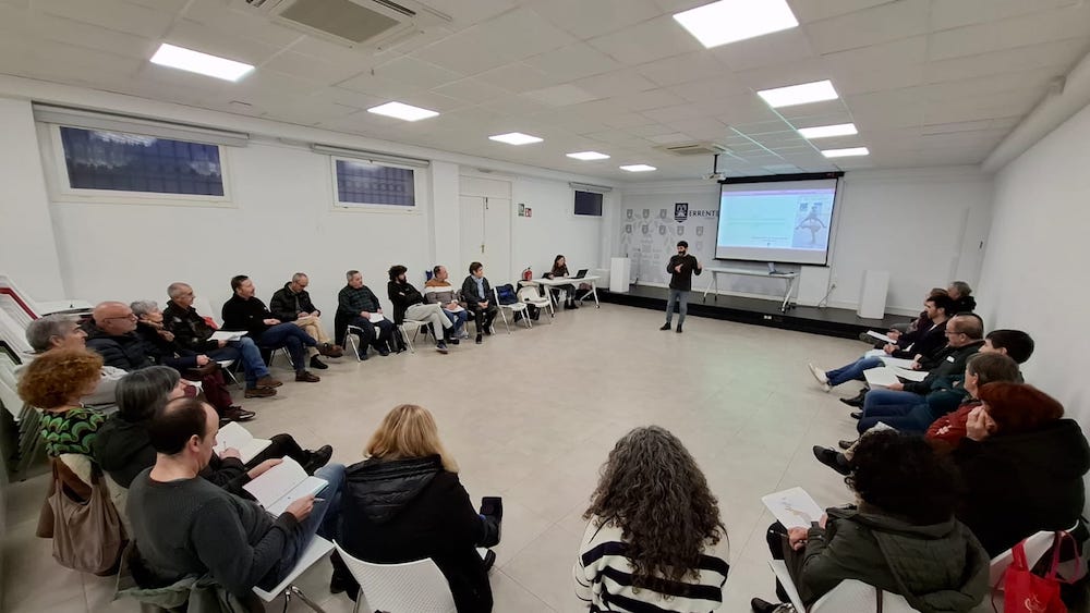 Bazterretako baten irudia.